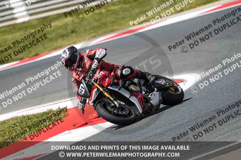 cadwell no limits trackday;cadwell park;cadwell park photographs;cadwell trackday photographs;enduro digital images;event digital images;eventdigitalimages;navarra;no limits trackdays;peter wileman photography;racing digital images;trackday digital images;trackday photos